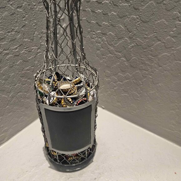 Metal Beer Bottle Cap Holder Beer Shaped - Picture 3 of 5